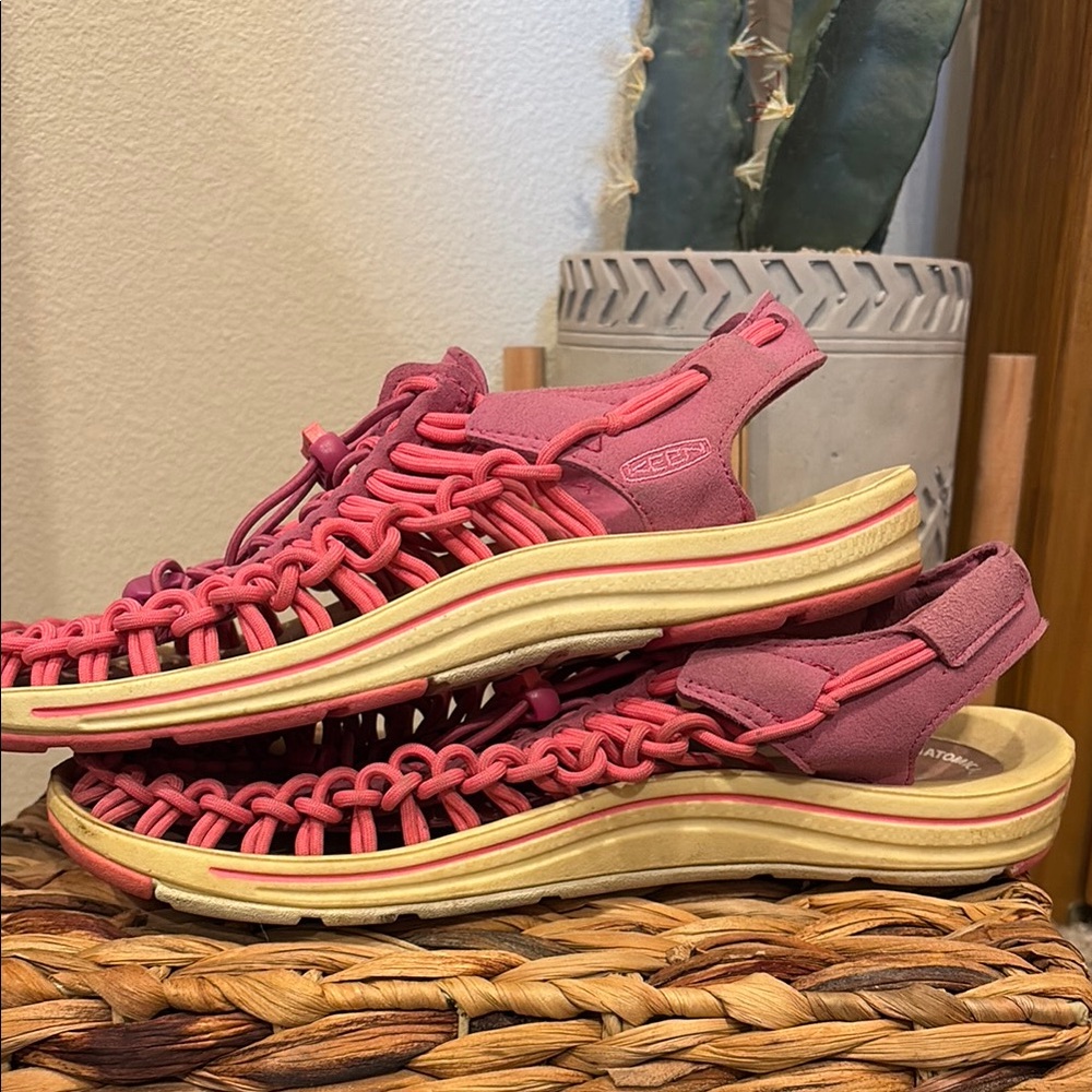 Keen Pink Woven Cord Sandals size 8.5 - Picture 5 of 8